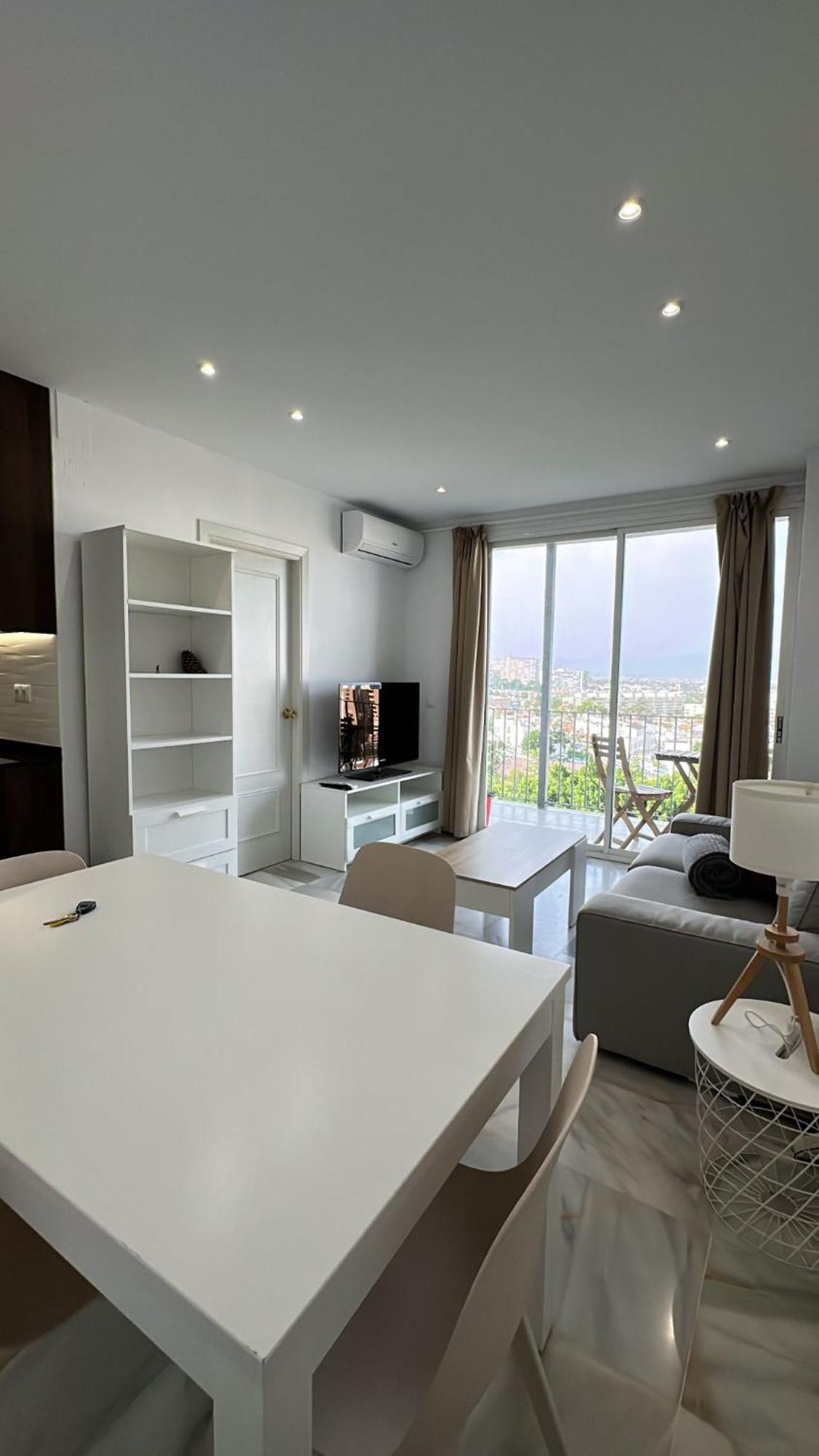 Apt Buenavista En Torremolinos Increibles Vistas Hacia Malaga 5Min Del Centro Y De La Playa Eksteriør billede